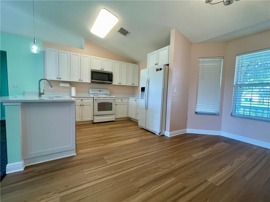 Property Photo:  119 Conover Avenue  FL 32958 