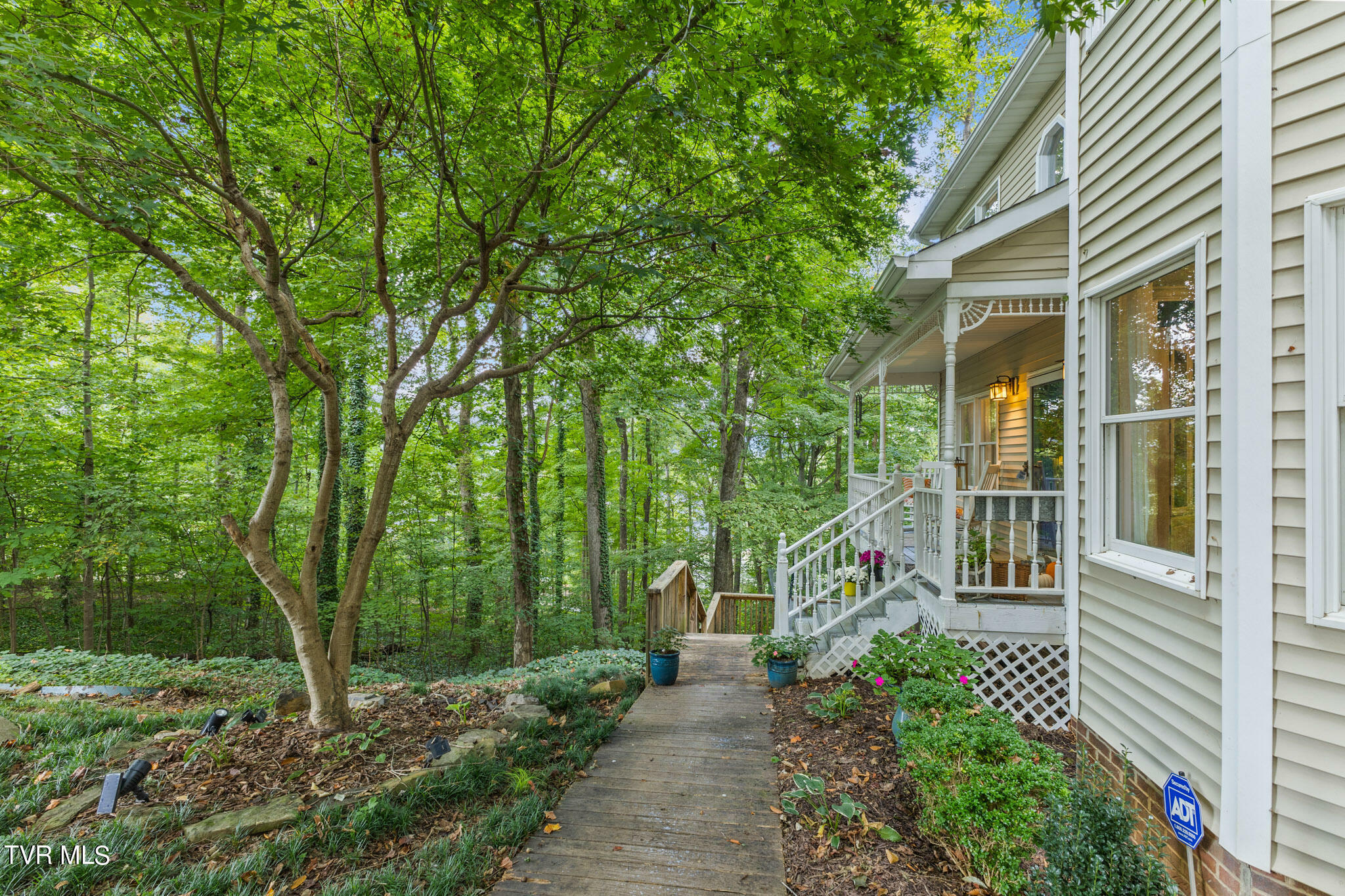 Property Photo: 376 Cain Drive TN 37617