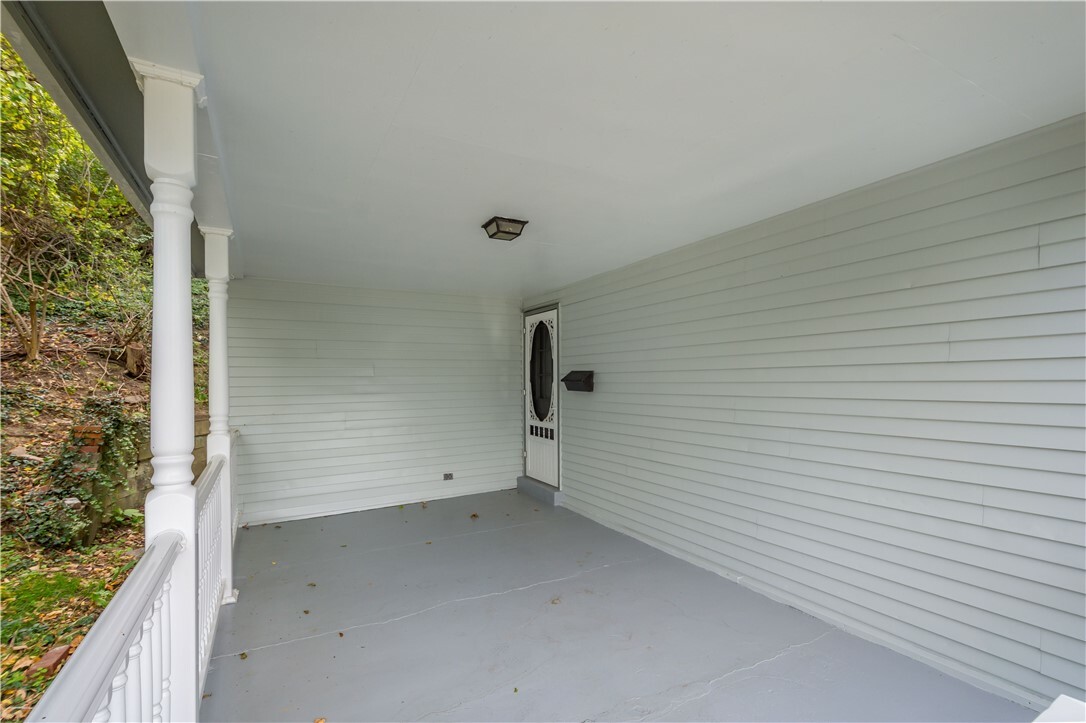 Property Photo:  401 Upper Road  PA 15228 