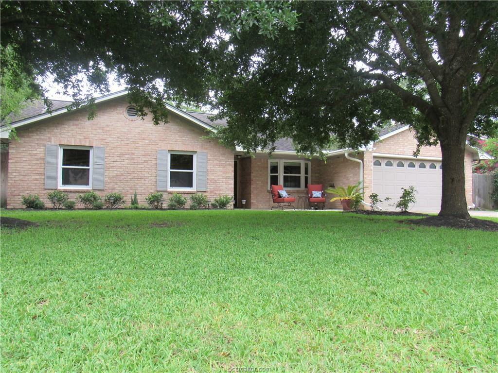 Property Photo:  2704 Red Hill Drive  TX 77845 