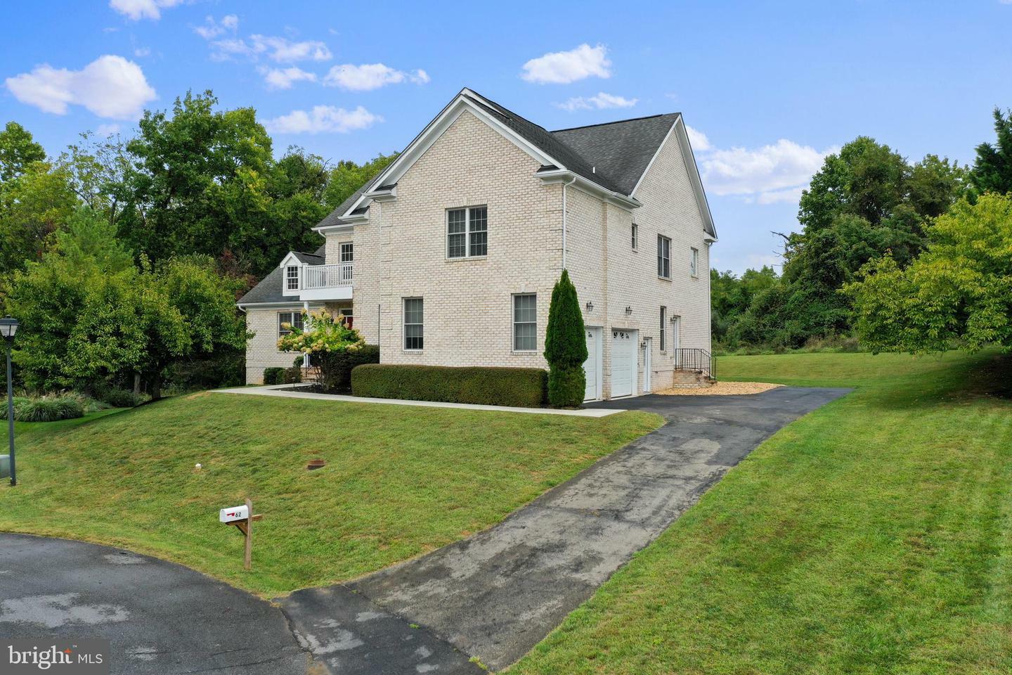 Property Photo:  62 Reachcliff Circle  WV 25443 