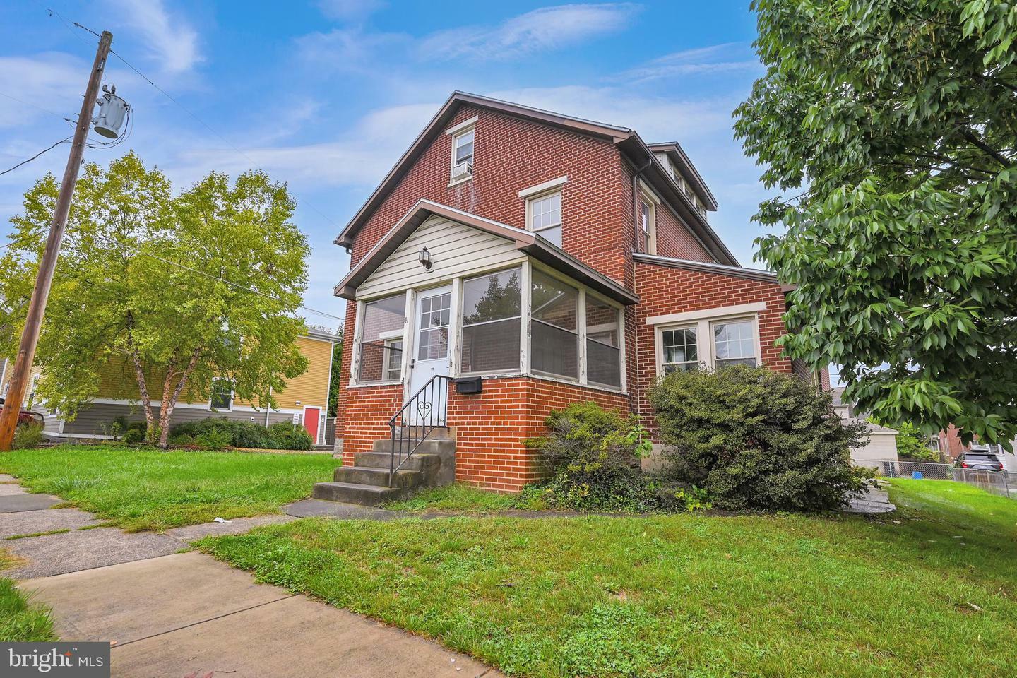 Property Photo:  41 Barlow Street  PA 17325 