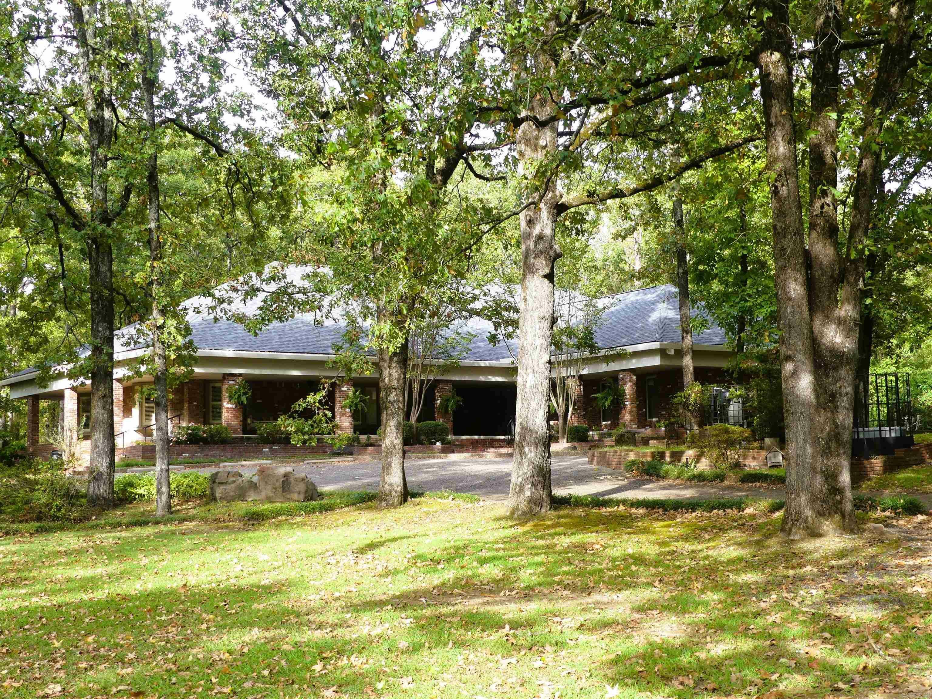 Property Photo:  2205 Church Avenue  AR 71953 