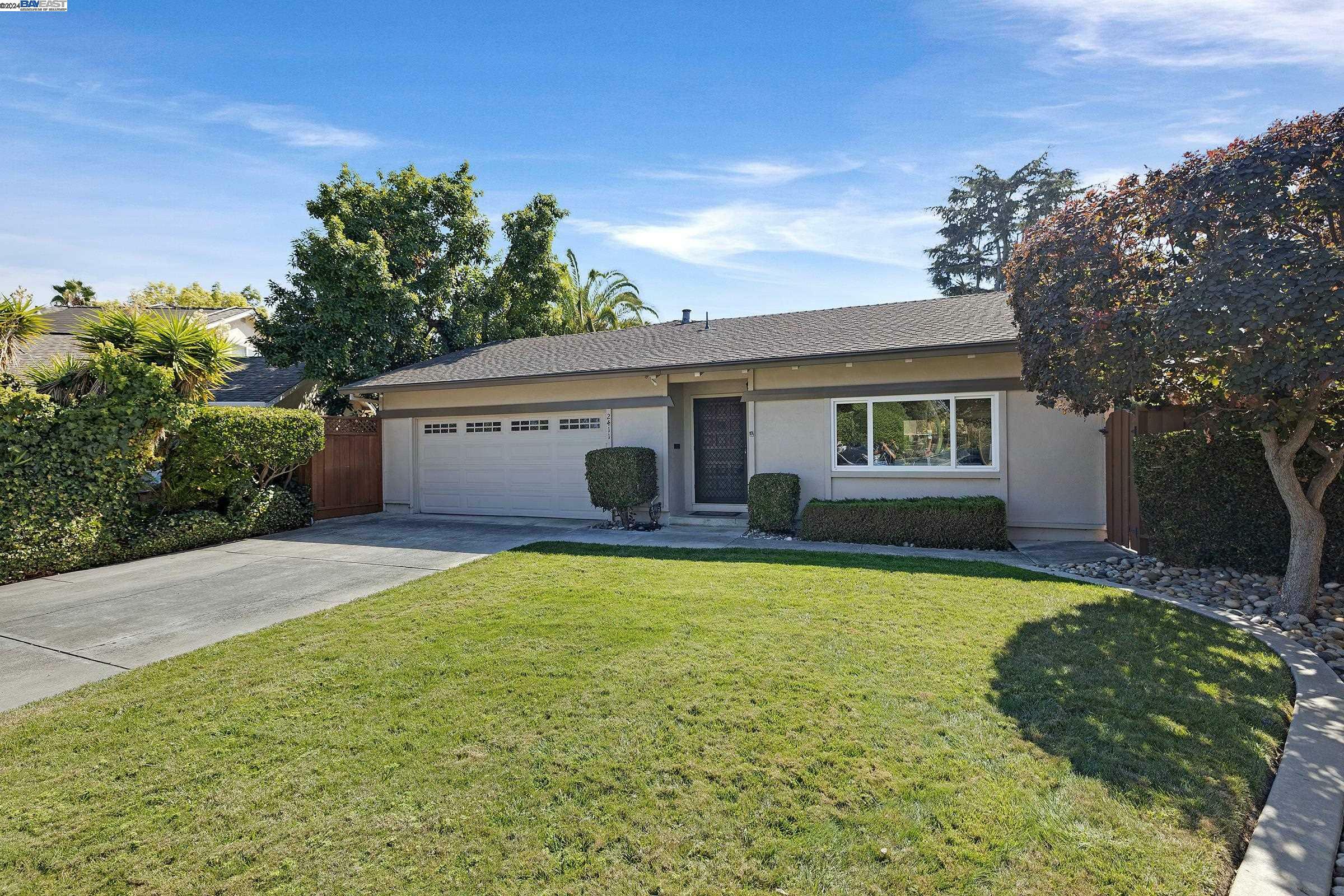 Property Photo:  2411 Eva Court  CA 95008 