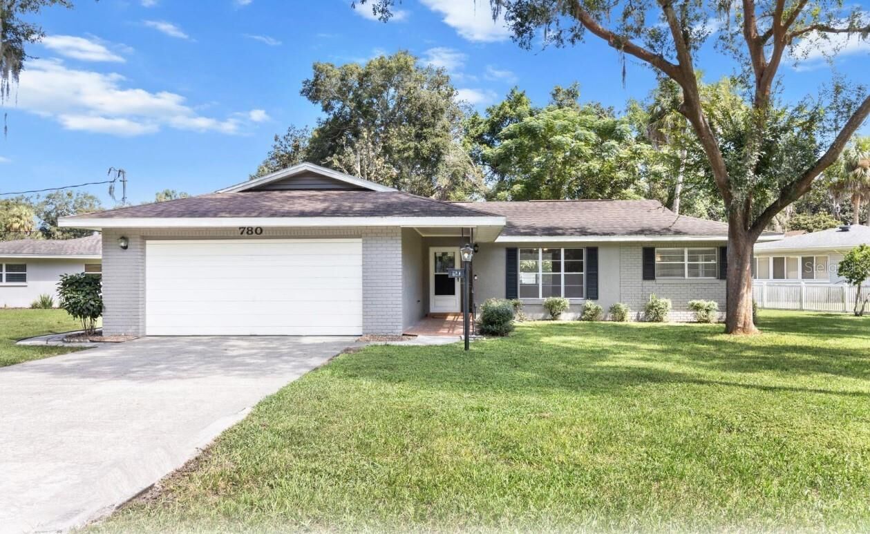 Property Photo:  780 N Hollywood Circle  FL 34429 