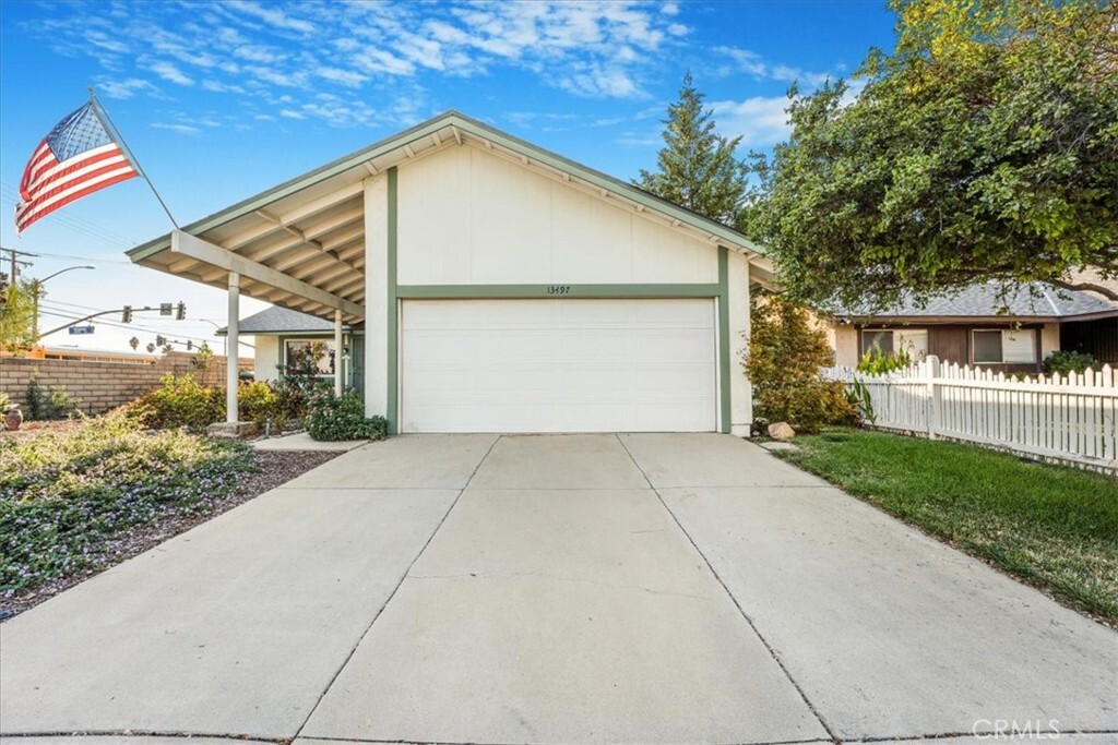 Property Photo: 13497 Sunflower Court CA 92553