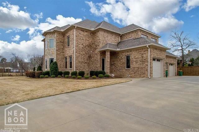 Property Photo:  5401 Fairway Cove  AR 72116 