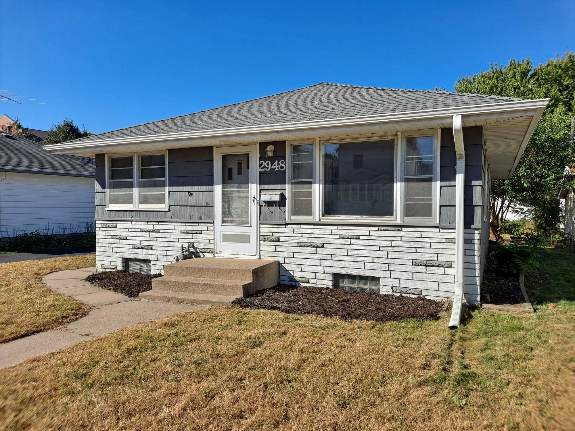 Property Photo:  2948 Grand Street NE  MN 55418 