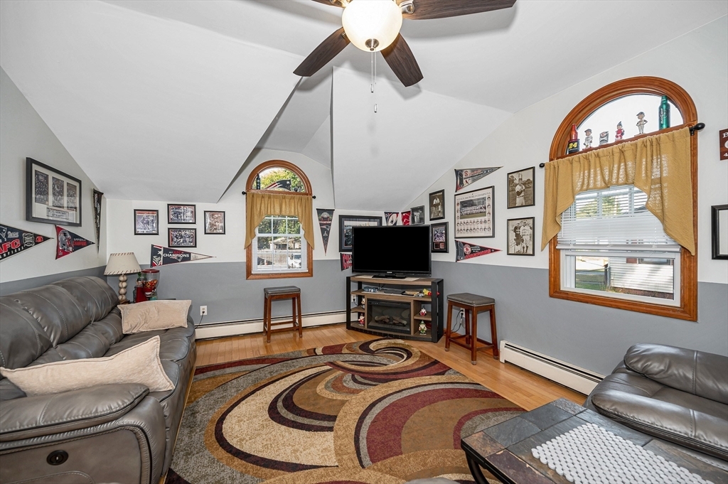 Property Photo: 35 Lannon Ave MA 01826