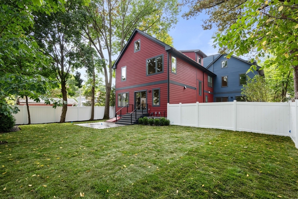 Property Photo:  112 Harvard St 112  MA 02460 