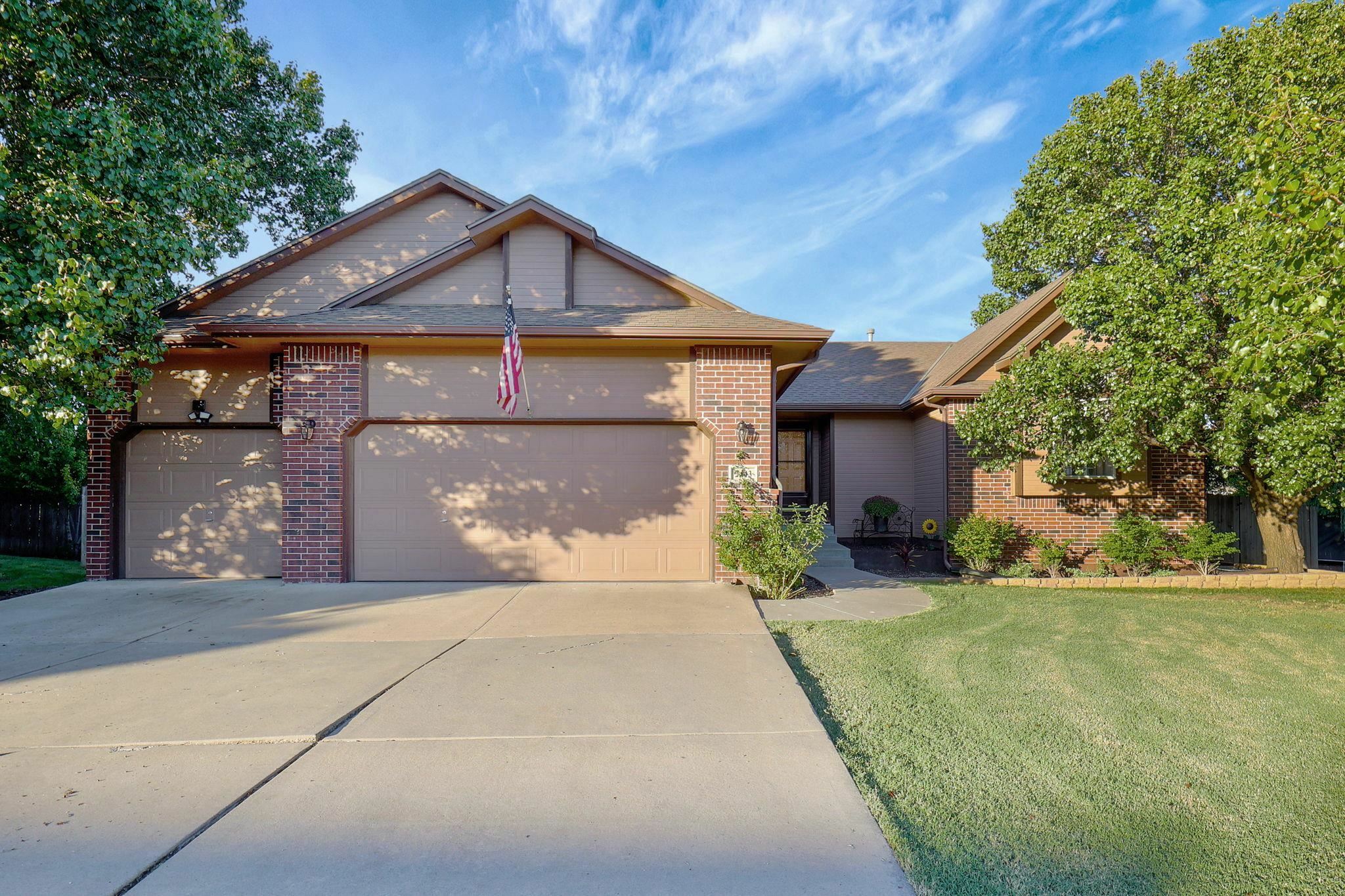 Property Photo:  2443 N Regency Lakes Ct  KS 67226 