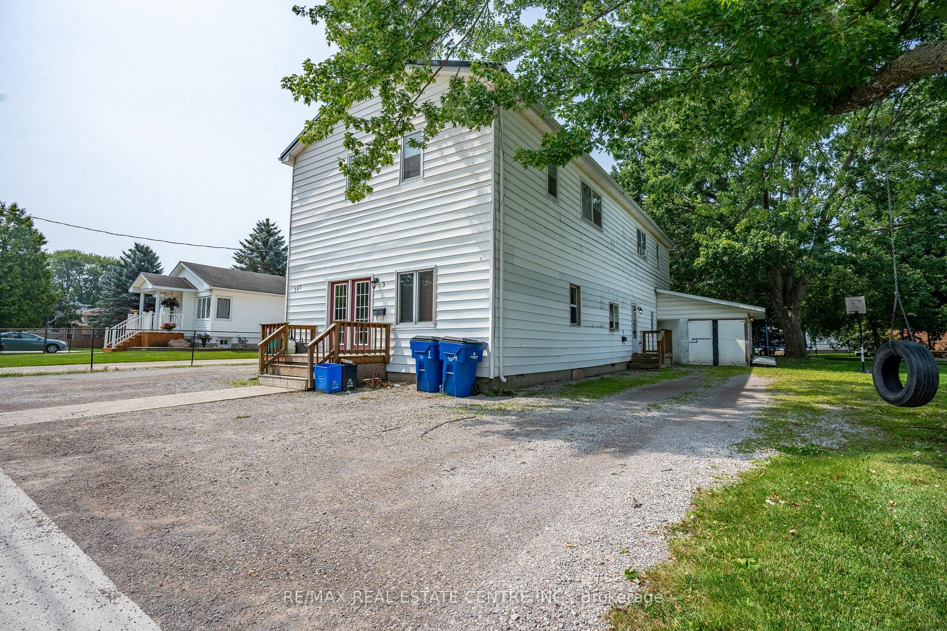 Property Photo:  567 Duncan St  ON N8A 4E9 