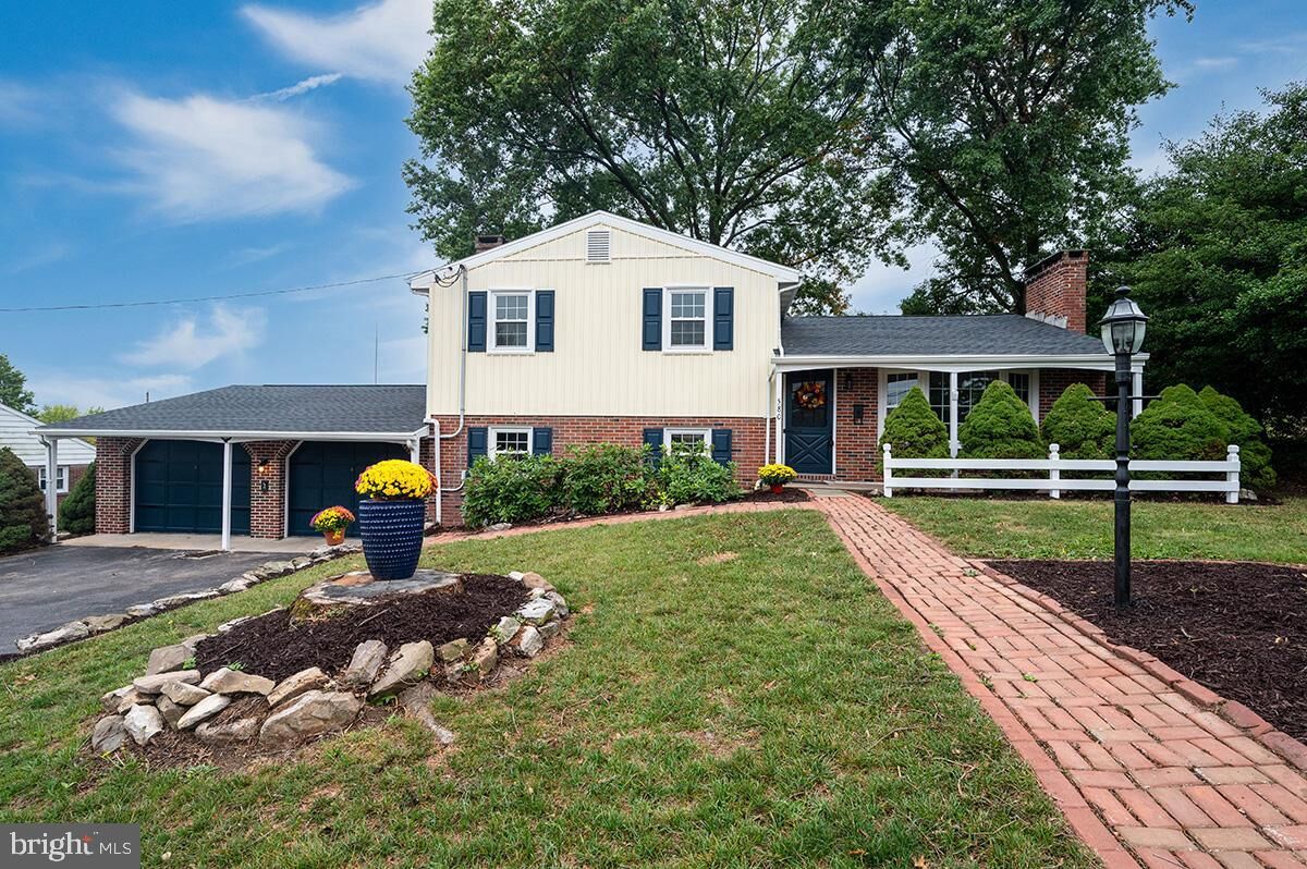 Property Photo: 580 N 4th Street PA 19526