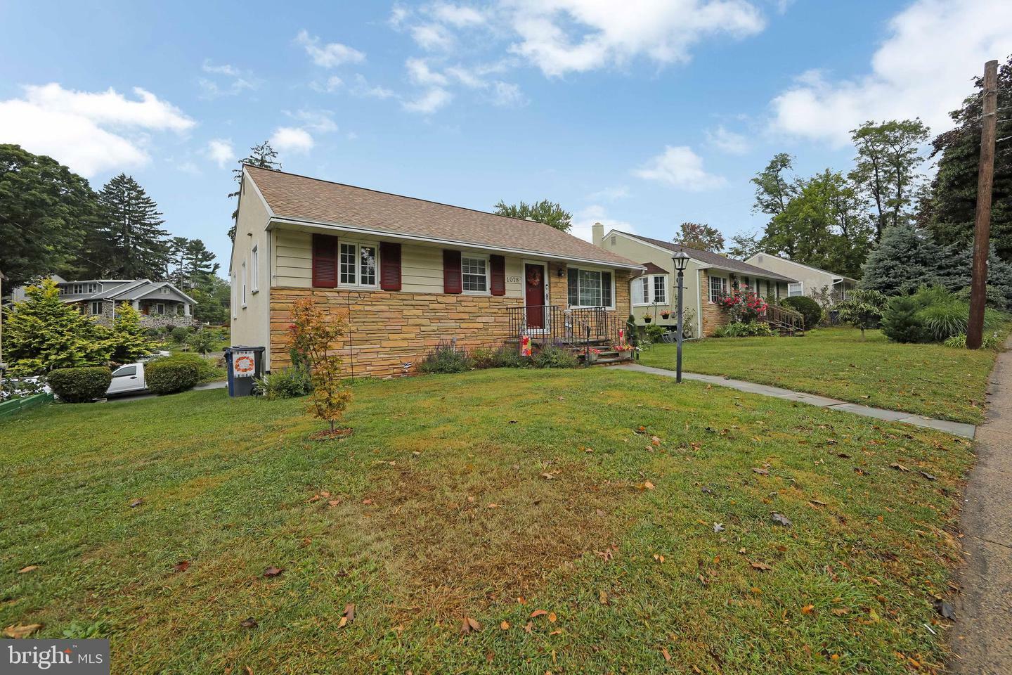 Property Photo:  1078 Huntingdon Pike  PA 19006 