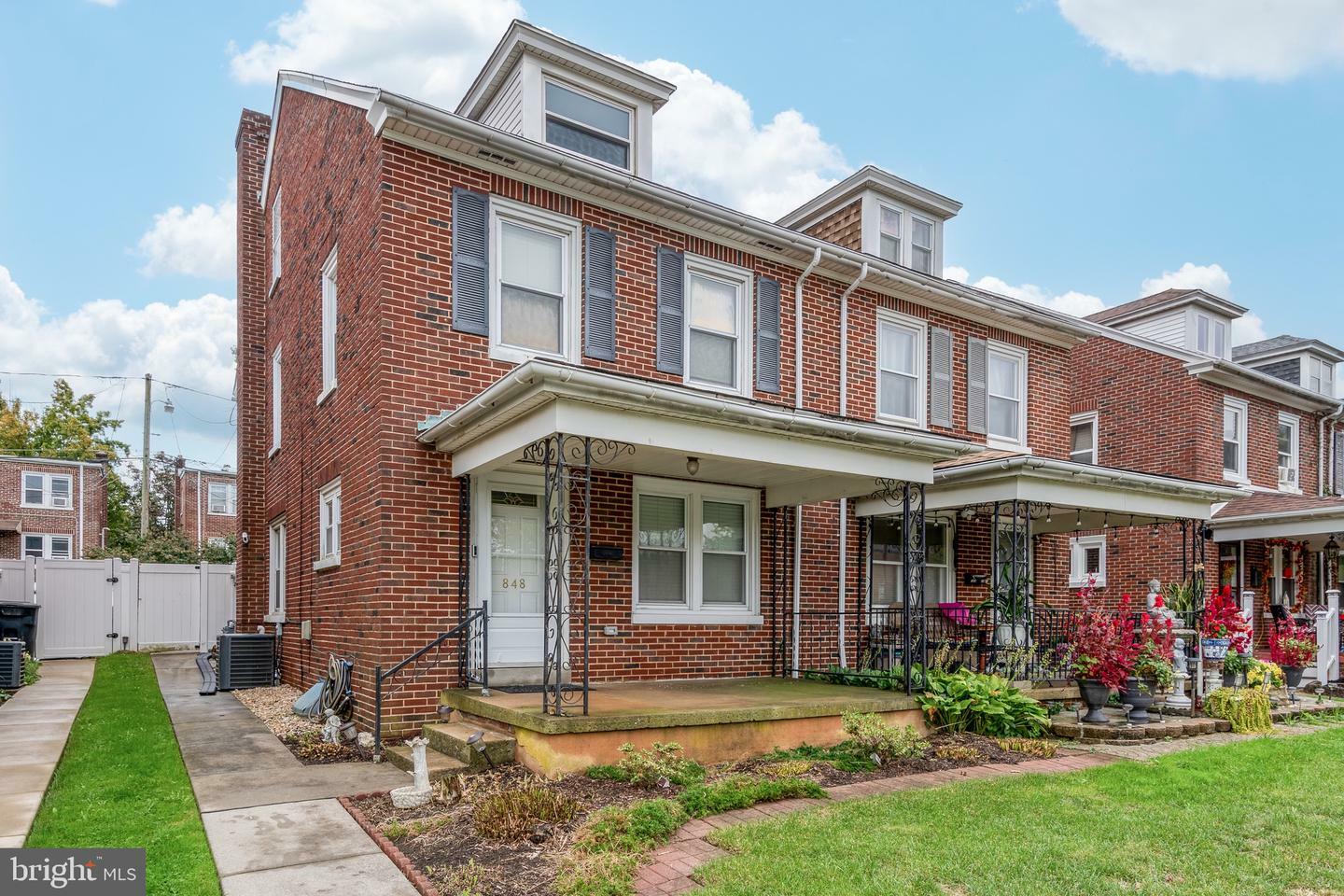 Property Photo:  848 Lehigh Avenue  PA 17602 