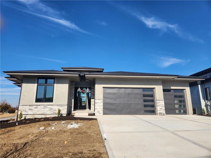 Property Photo:  25086 W 112th Street  KS 66061 