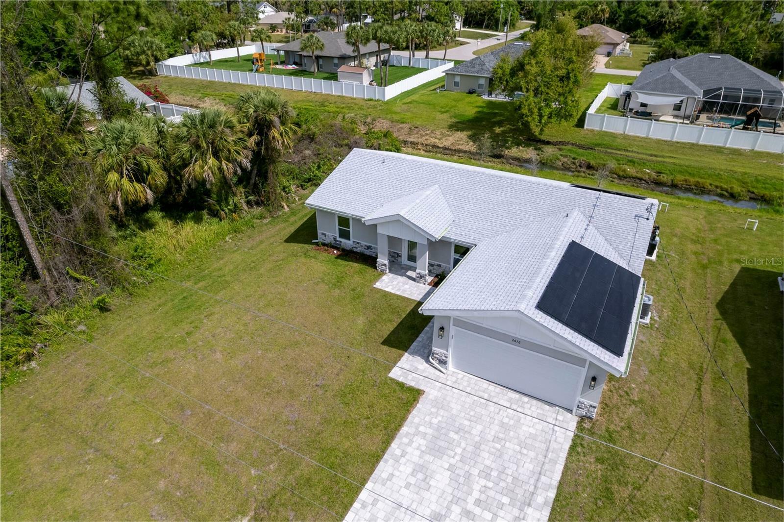 Property Photo: 7878 Tarabilla Avenue FL 34291