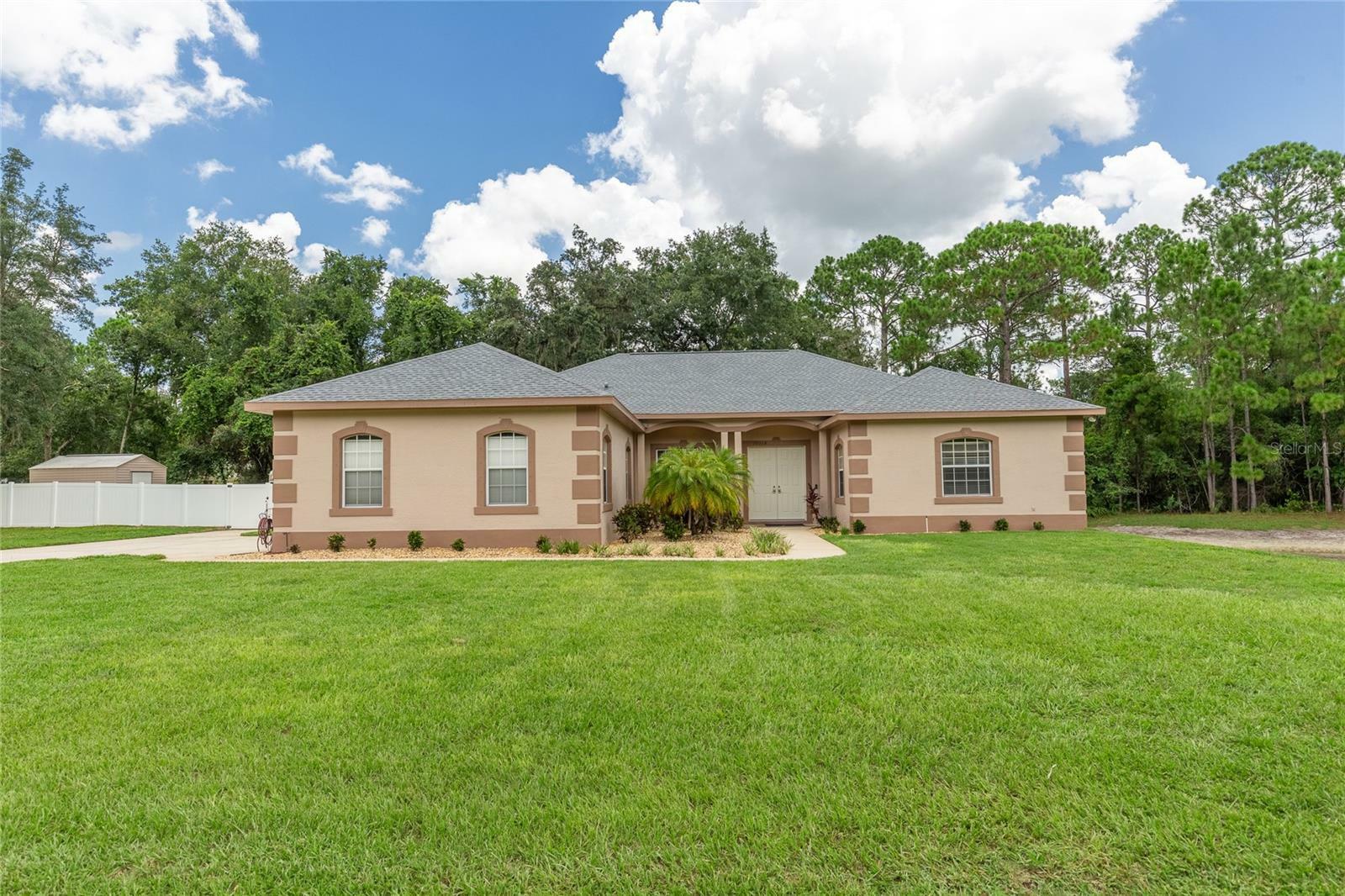 Property Photo:  10518 Miracle Lane  FL 34654 