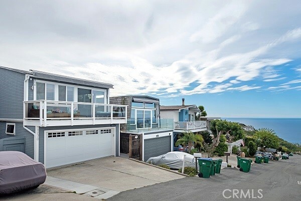 Property Photo:  1070 Noria Street  CA 92651 