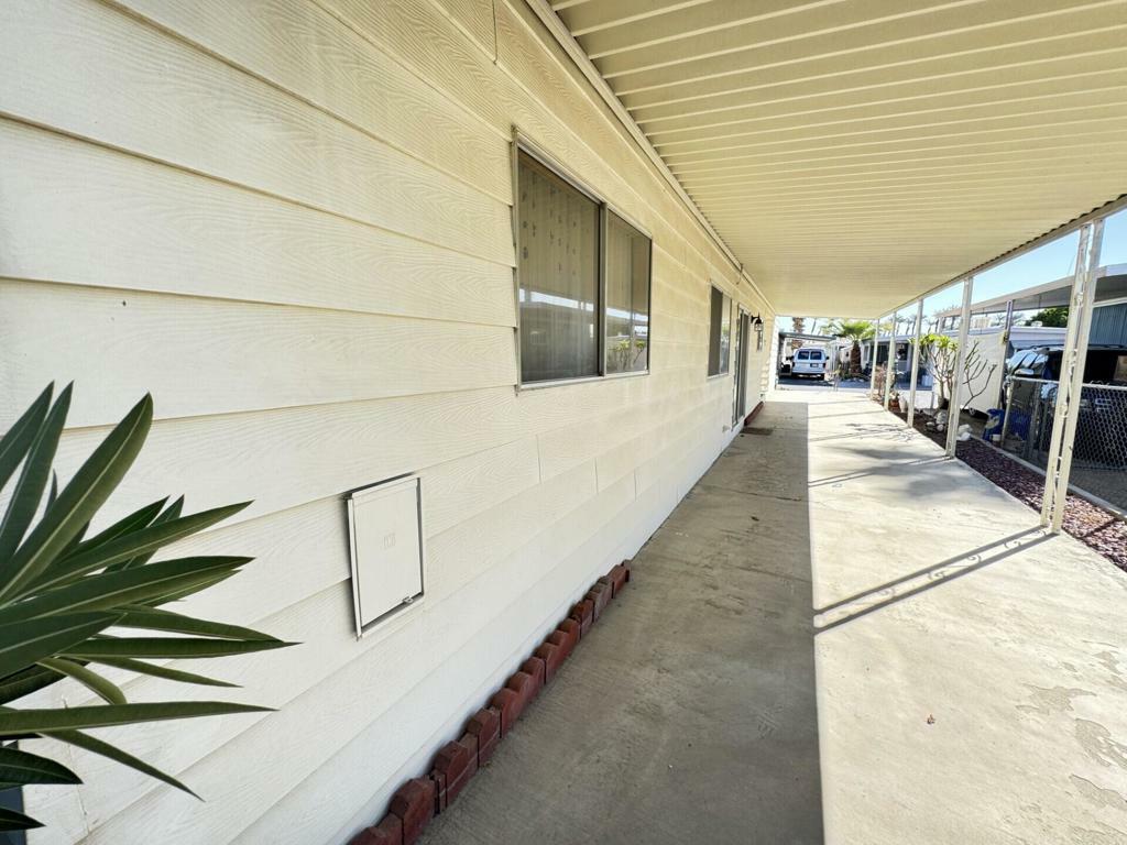 Property Photo:  51555 Monroe Street 91  CA 92201 