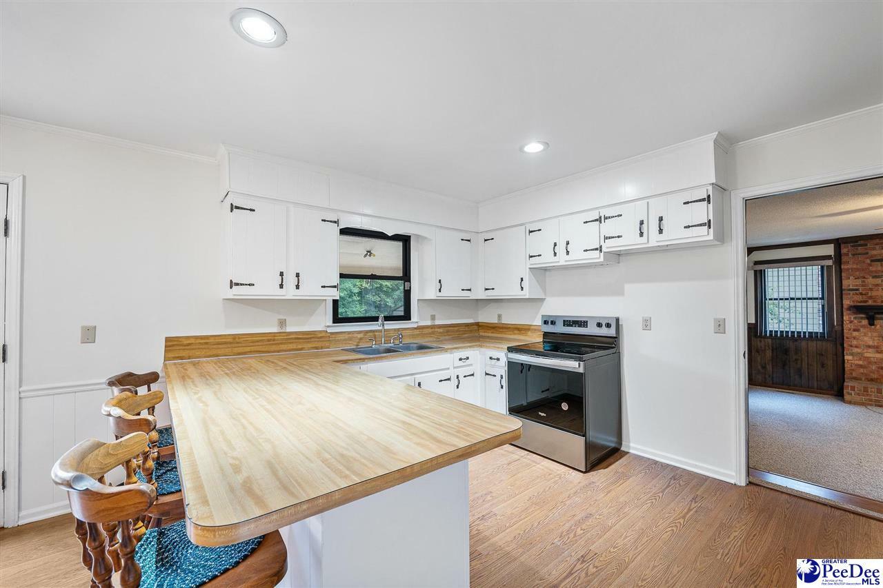 Property Photo:  2 Bayswater Road  SC 29506 