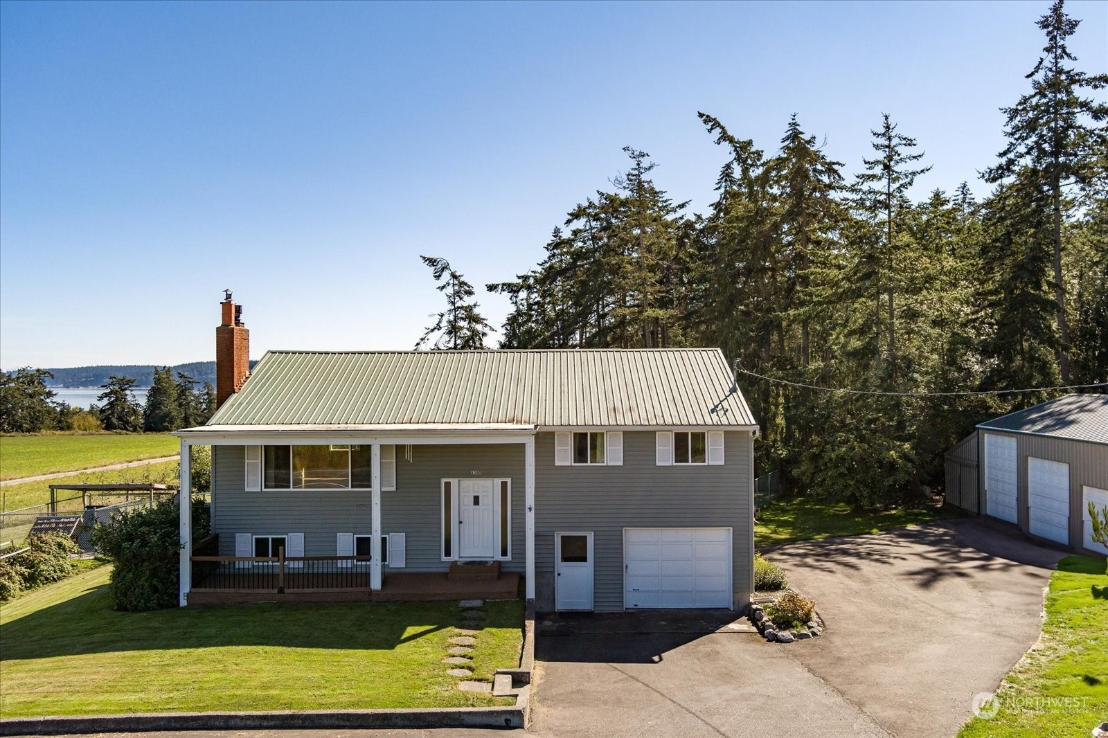 1345 Arnold Road  Oak Harbor WA 98277 photo