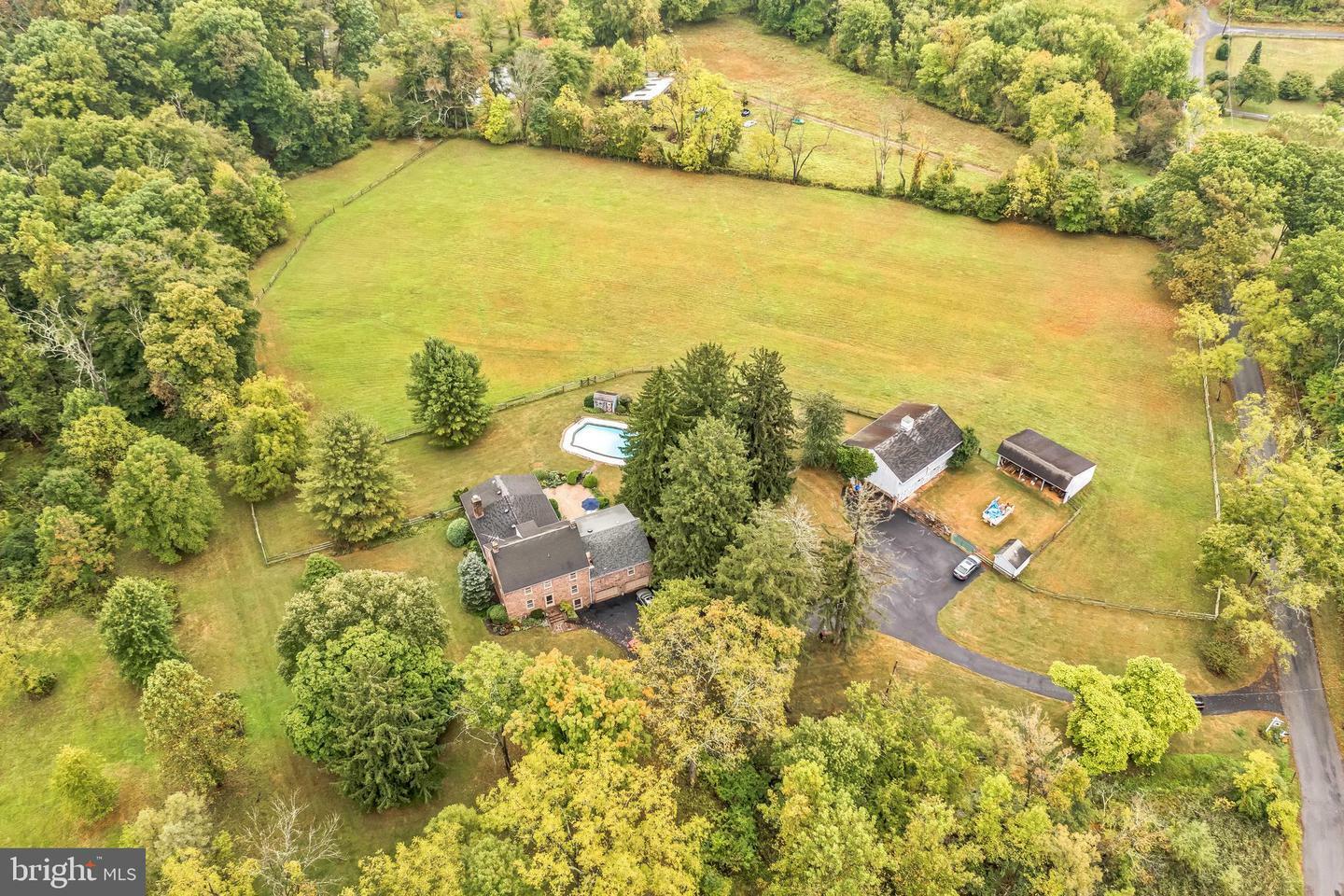 Property Photo:  1820 Chestnut Hill Road  PA 19465 