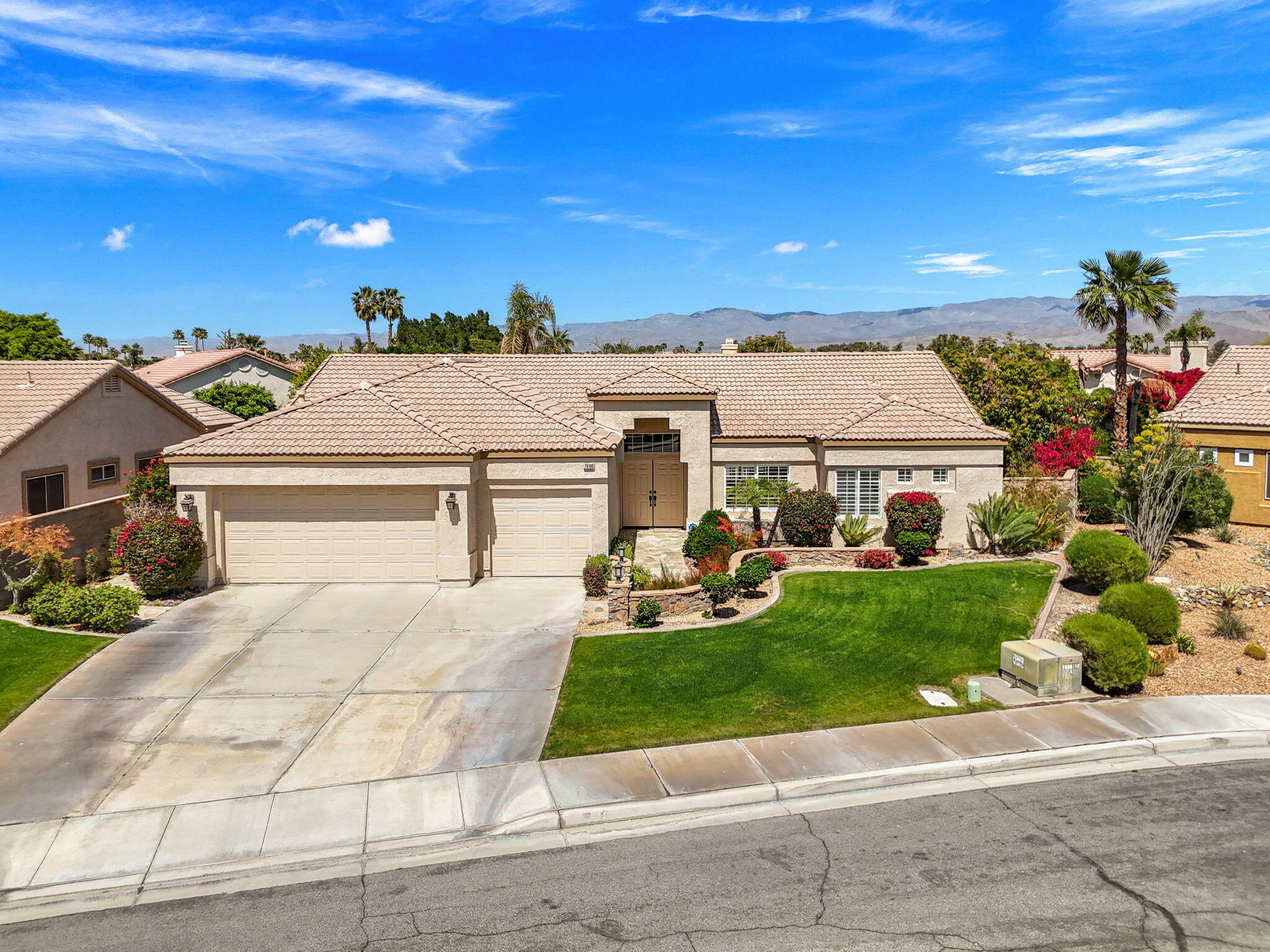 Property Photo:  79190 Canterra Circle  CA 92253 