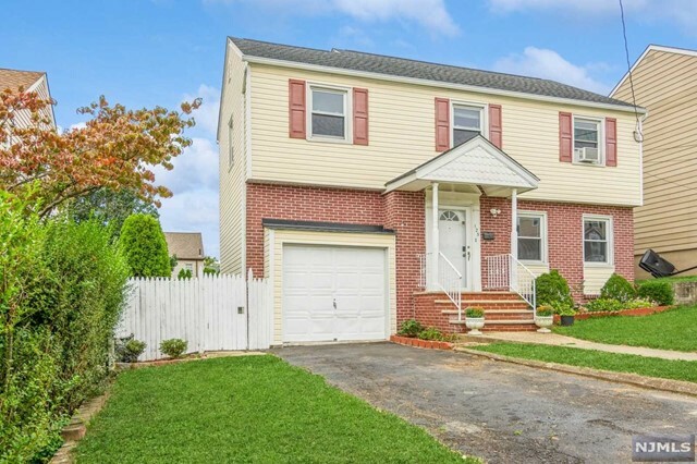 Property Photo:  125 Birchwood Drive  NJ 07109 