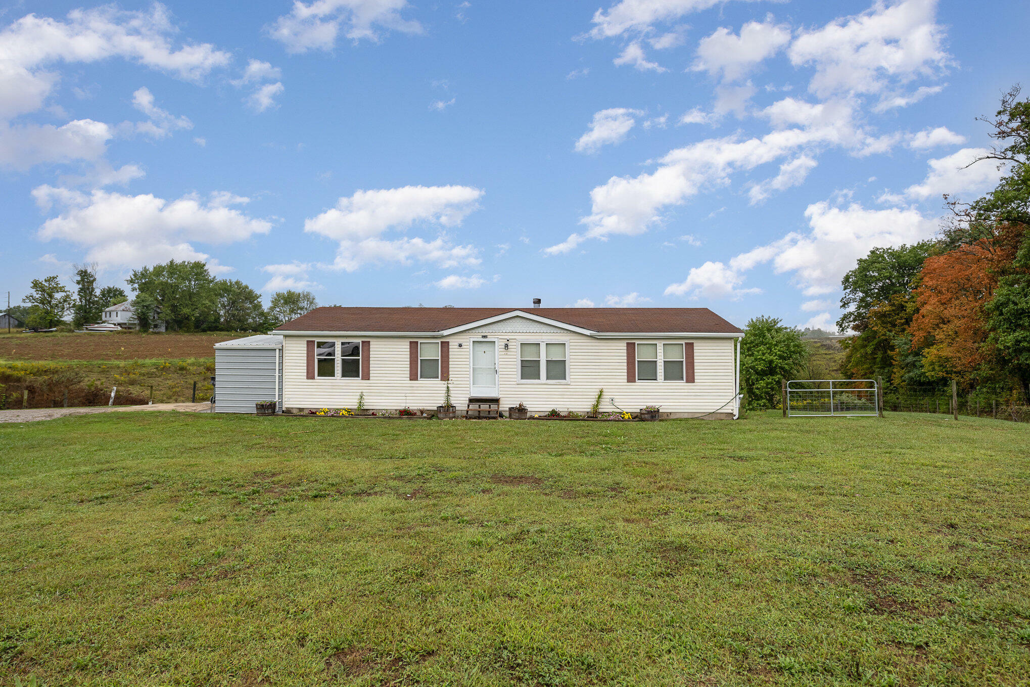 Property Photo:  5805 Napoleon Zion Station Road  KY 41035 