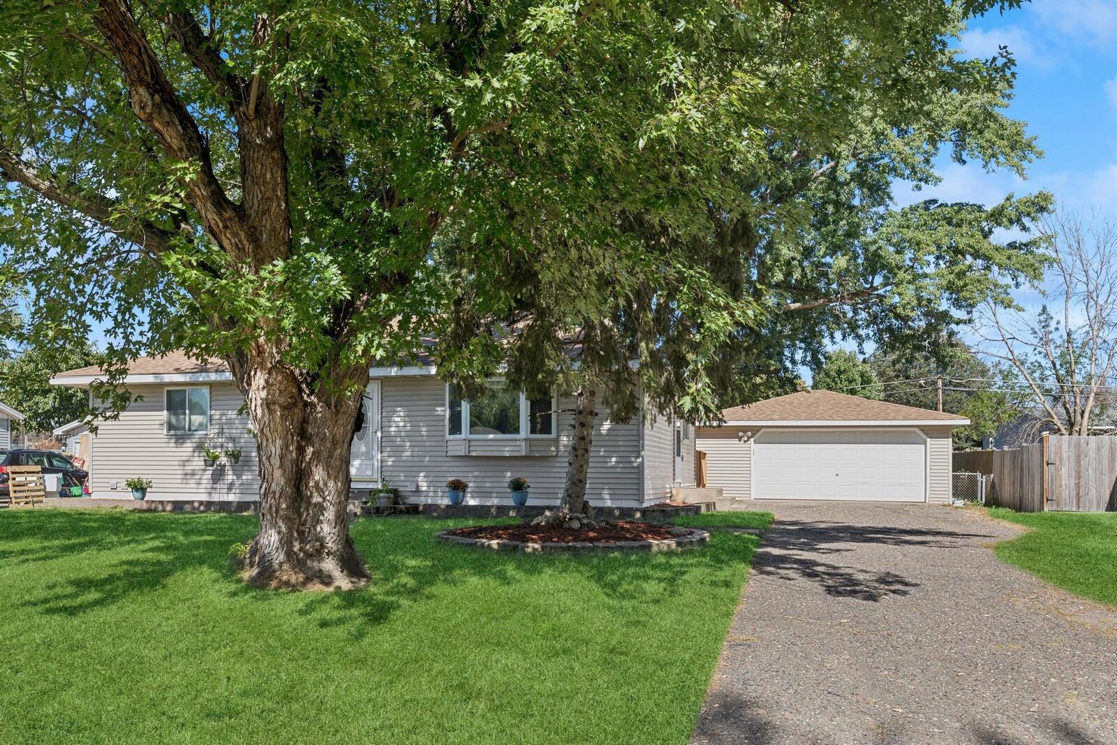 Property Photo:  1517 122nd Avenue NE  MN 55449 