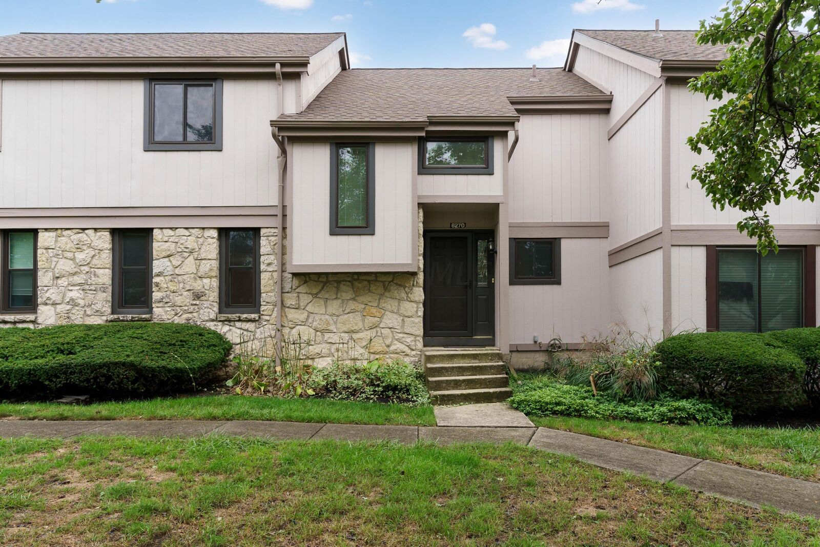 Property Photo:  6270 Rutherford Place  OH 43213 