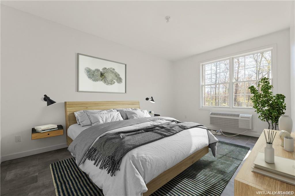 Property Photo:  962 S Route 9W 109  NY 10920 