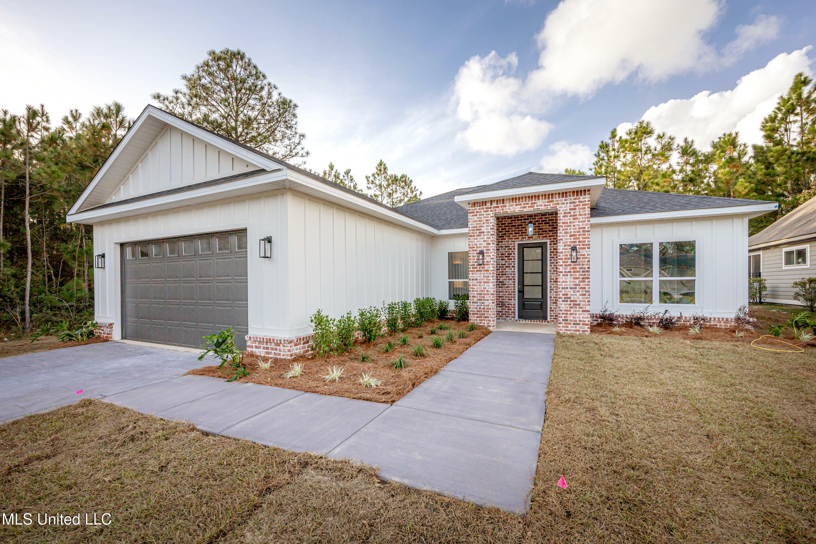 Property Photo:  4206 Cobblestone Lane  MS 39553 