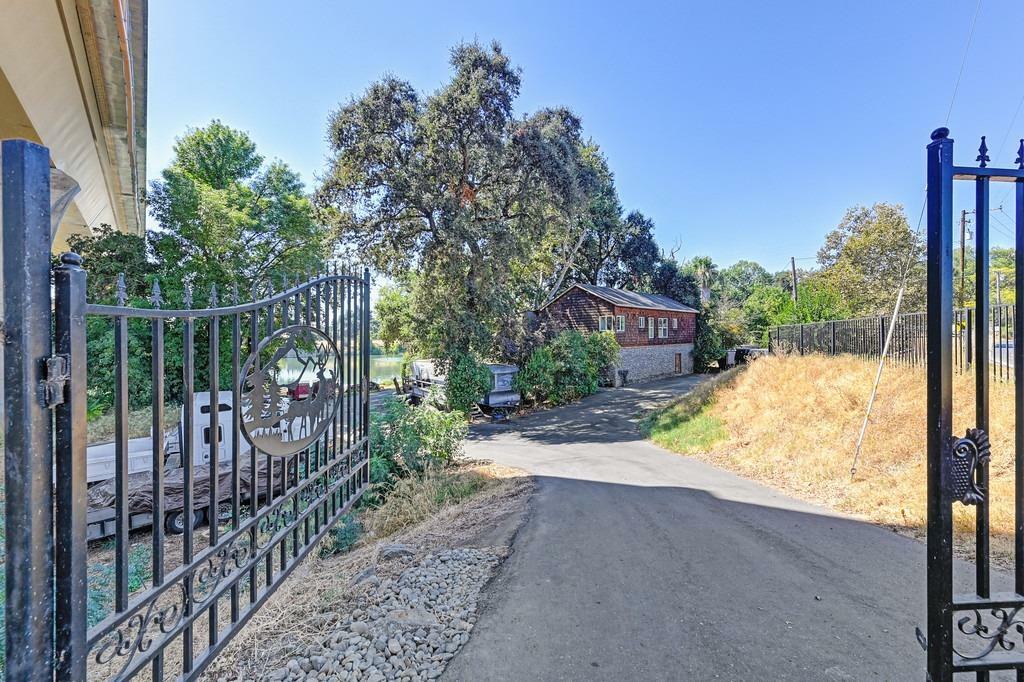 Property Photo:  2181 Garden Highway  CA 95833 