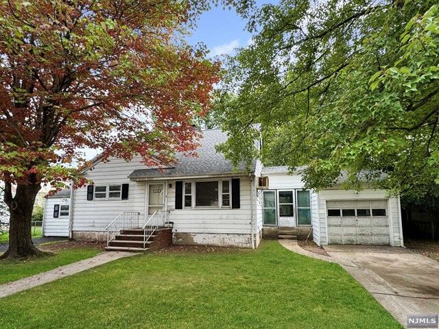 Property Photo:  3-35 28th Street  NJ 07410 