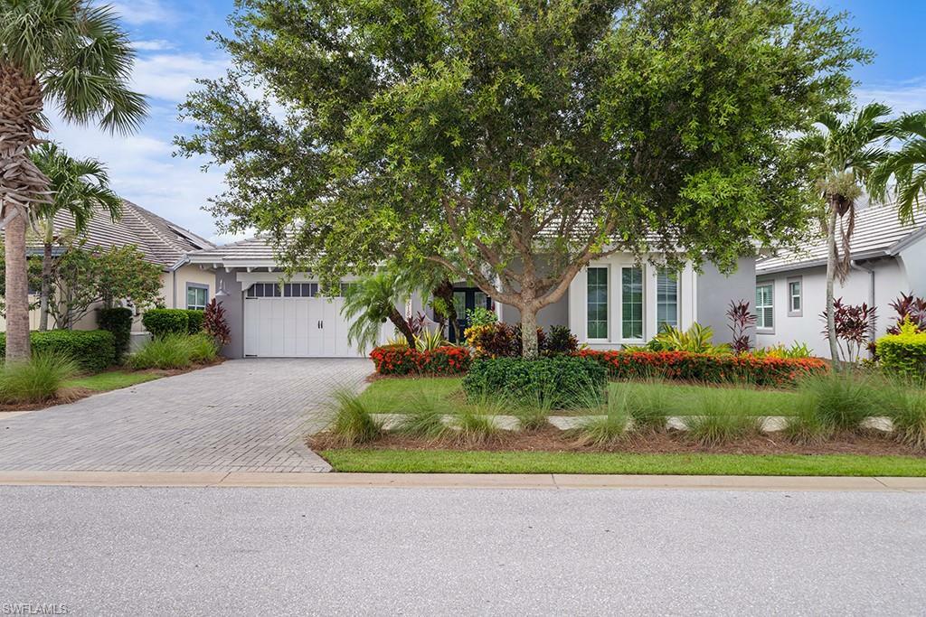 Property Photo: 5154 Andros Dr FL 34113