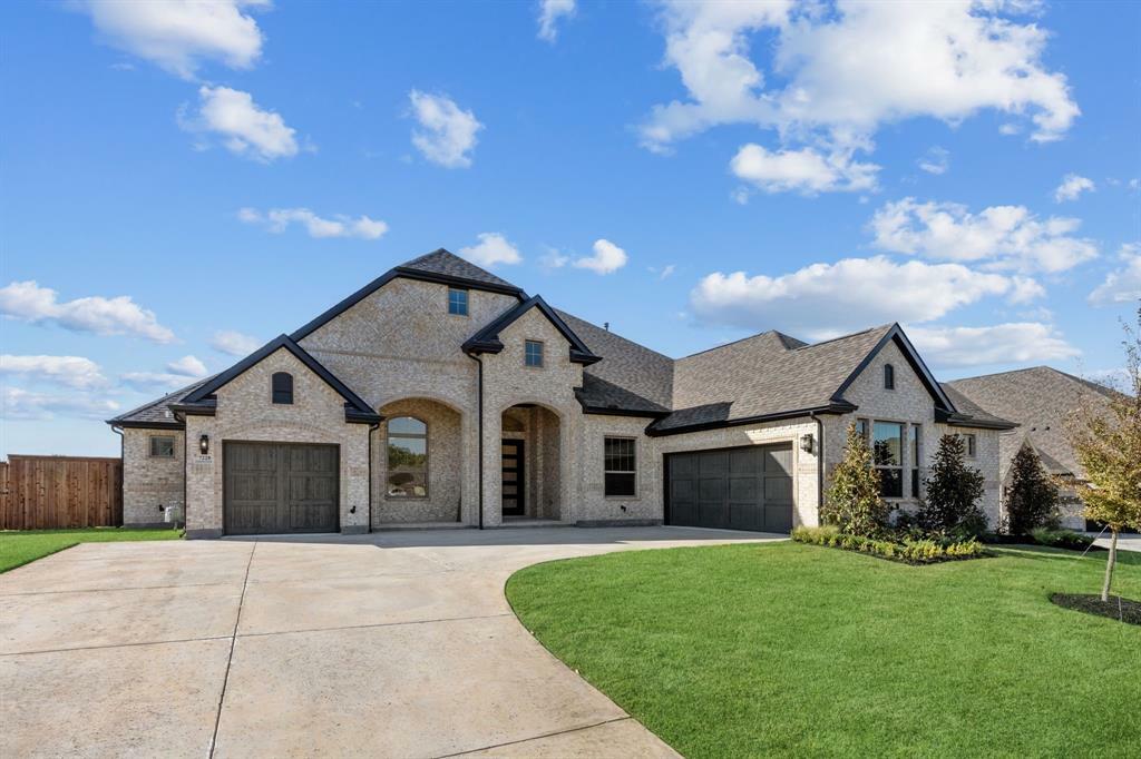 Property Photo:  2029 Verona Drive  TX 76052 