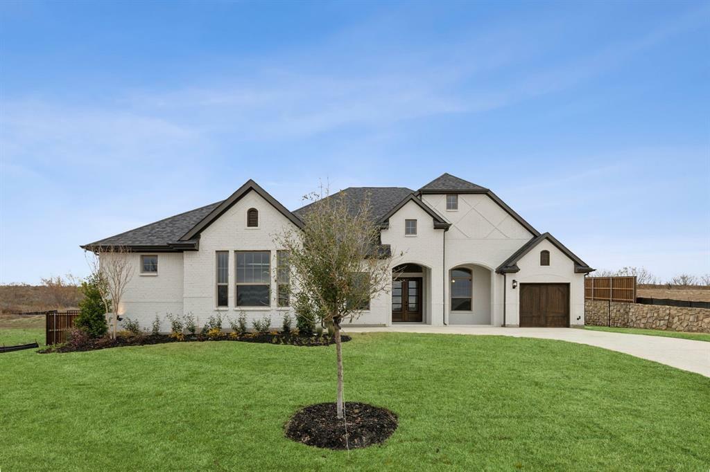 Property Photo:  2029 Verona Drive  TX 76052 