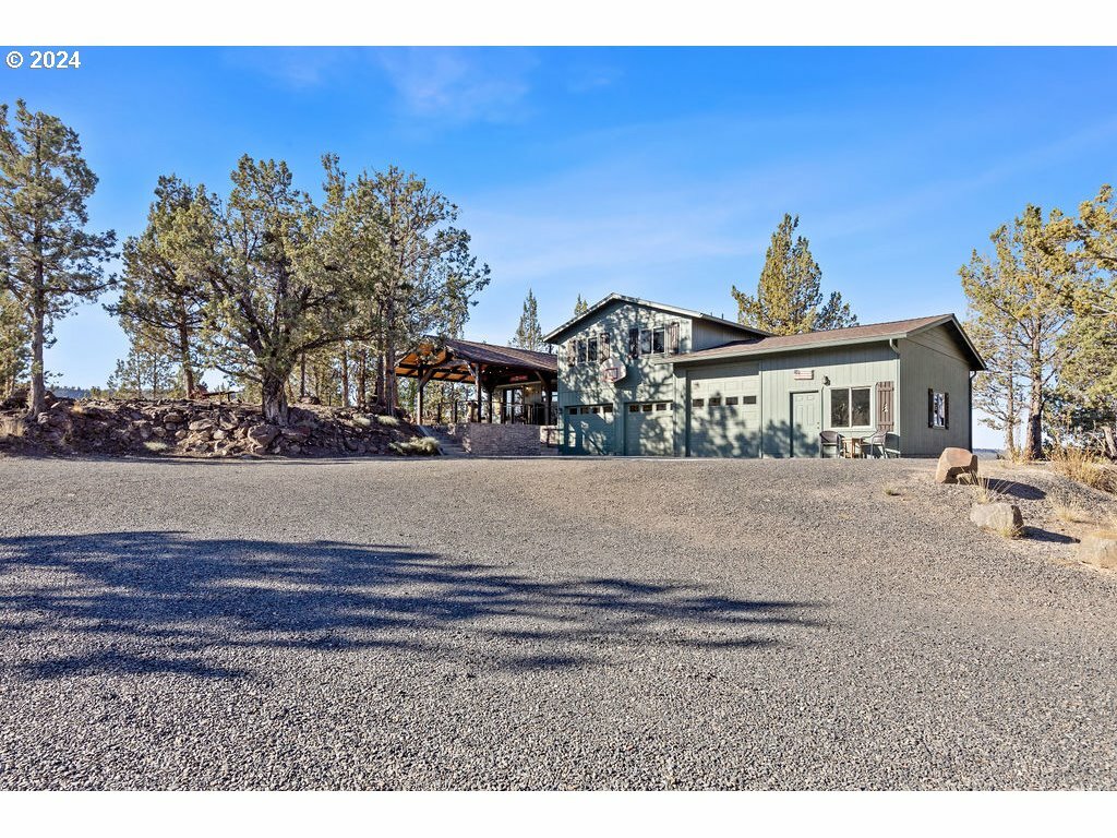 1010 NE Washington Pl  Prineville OR 97754 photo