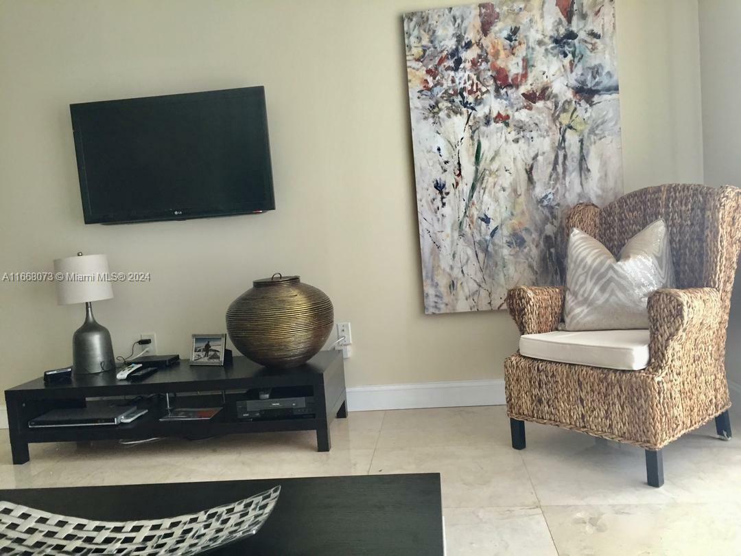 Property Photo:  1155 Brickell Bay Dr 705  FL 33131 