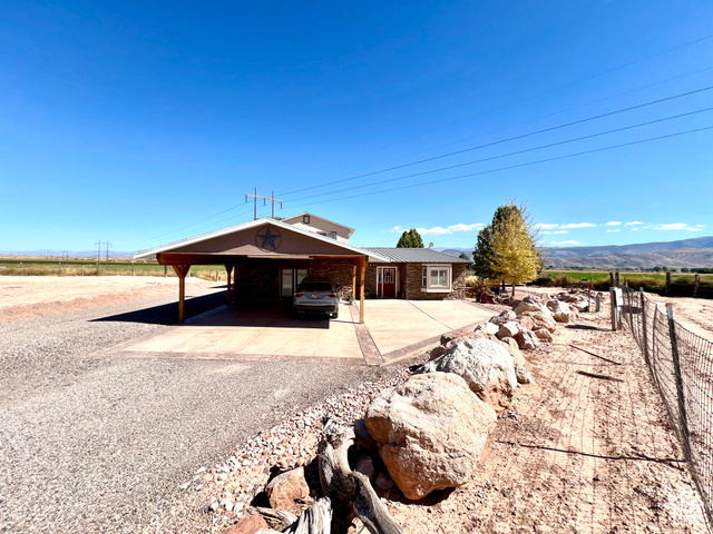 Property Photo: 1942 N Sevier Valley Canal Rd UT 84701