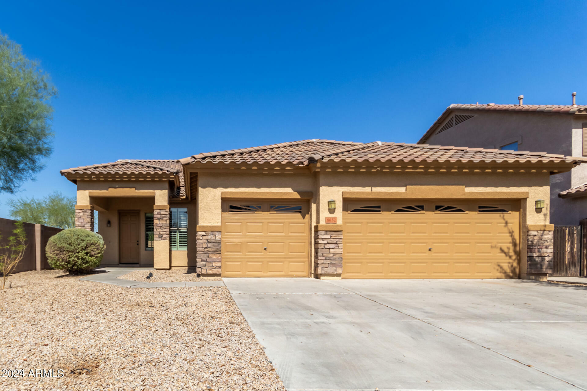 Property Photo:  8652 W Cinnabar Avenue  AZ 85345 