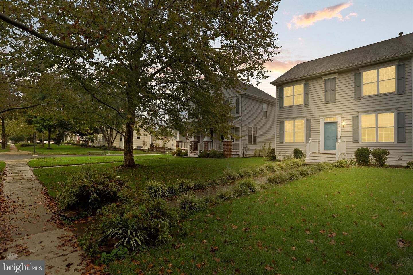 Property Photo:  26178 Lands End Drive  VA 20152 
