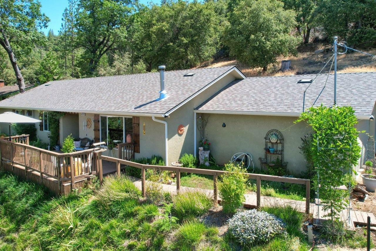 Property Photo:  43263 E Sugar Pine Drive  CA 93644 