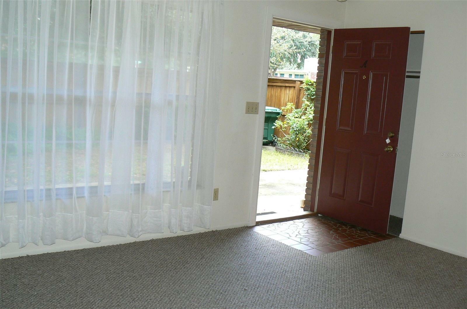 Property Photo:  2287 Avenue G NW A-C  FL 33880 