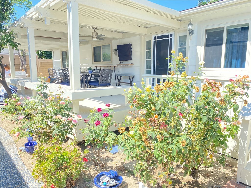 Property Photo:  2612 Park  CA 92705 