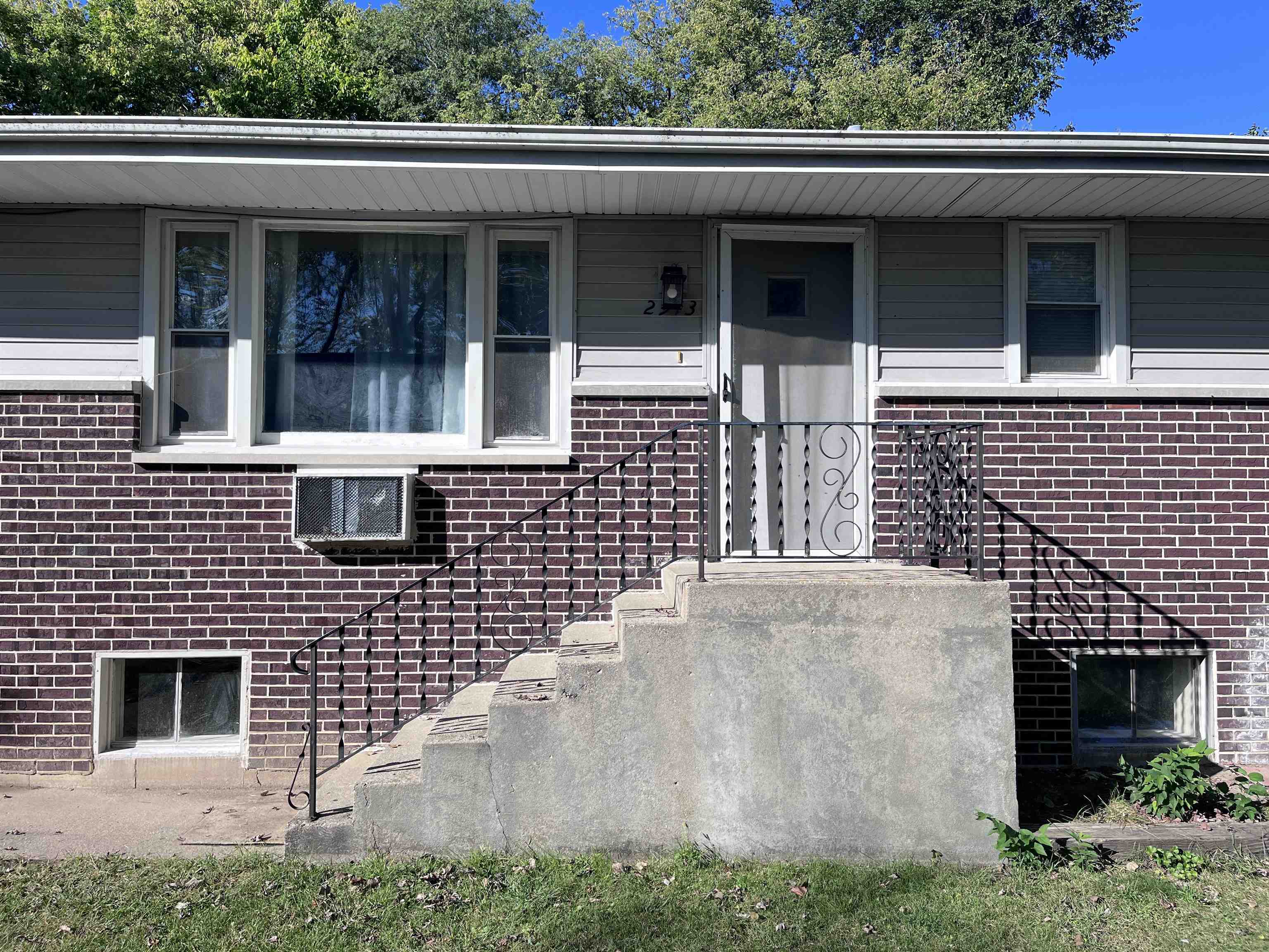 Property Photo:  2943 La Salle Avenue  IL 61114 