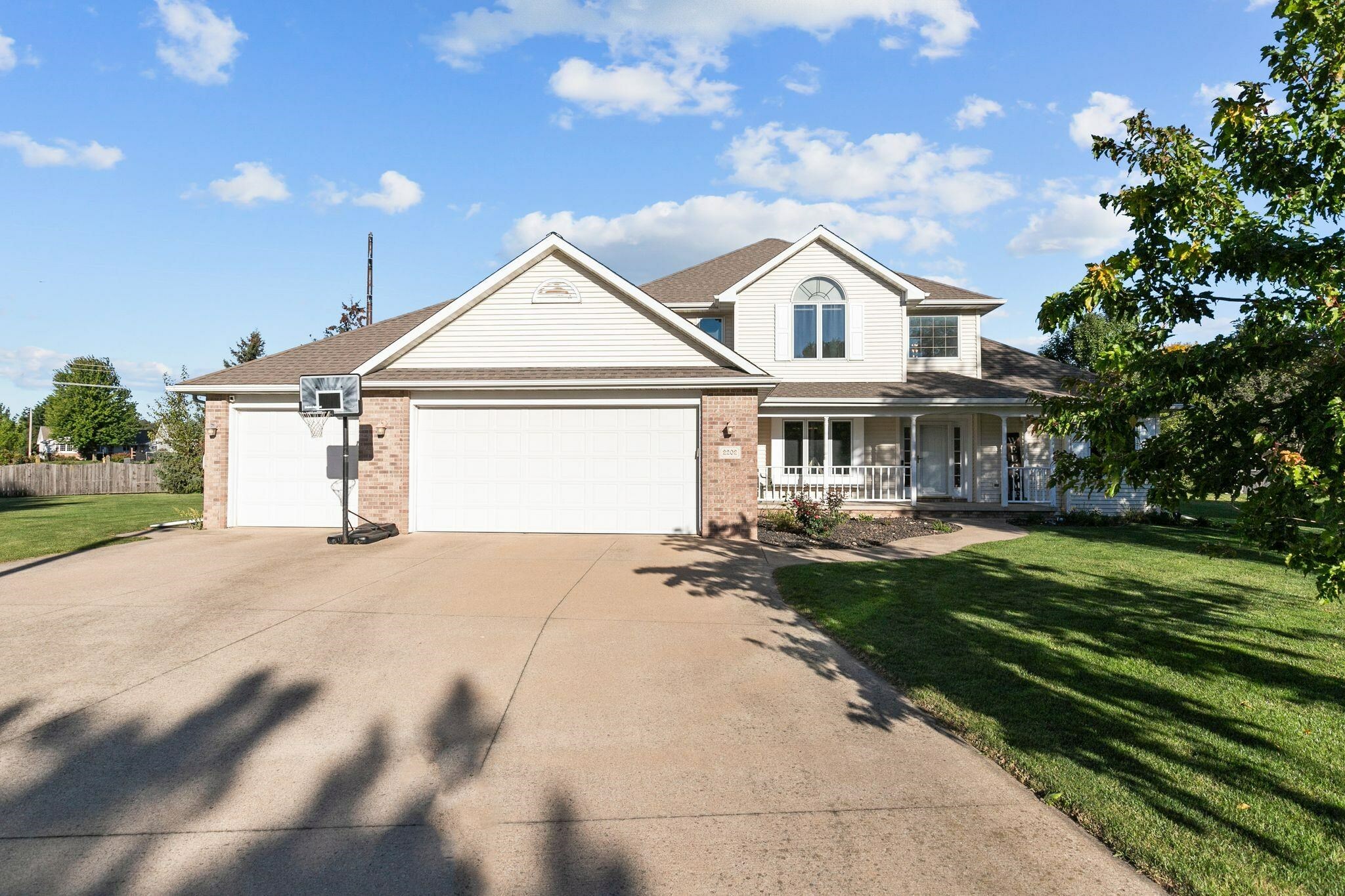 Property Photo:  2202 W Prairie Creek Drive  WI 54956 