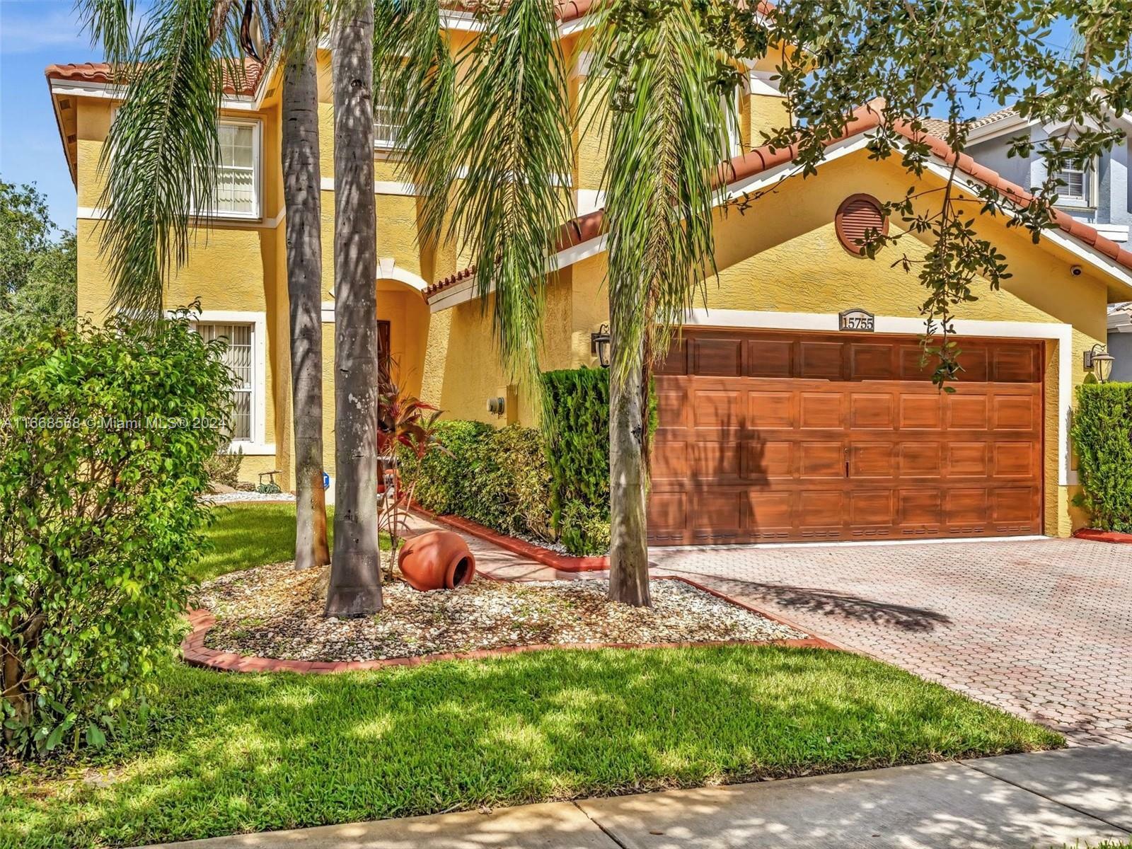 Property Photo:  15755 SW 20th St  FL 33027 